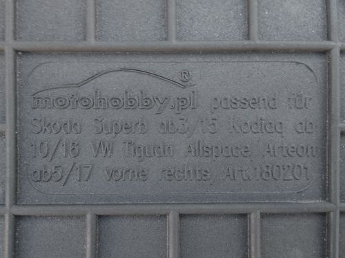 Skoda Superb III od 15 DYWANIKI GUMOWE DEDYKOWANE na Arena.pl