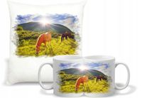 Zestaw PREZENTOWY PODUSZKA + KUBEK nadruk zdjęcie KOŃ KONIE NA ŁĄCE
