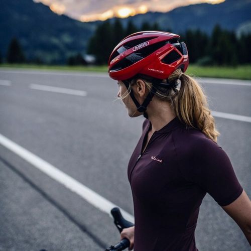 Kask rowerowy Abus Viantor niebieski na Arena.pl