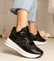 Czarne sneakersy z holograficznym elementem Elaiza 39