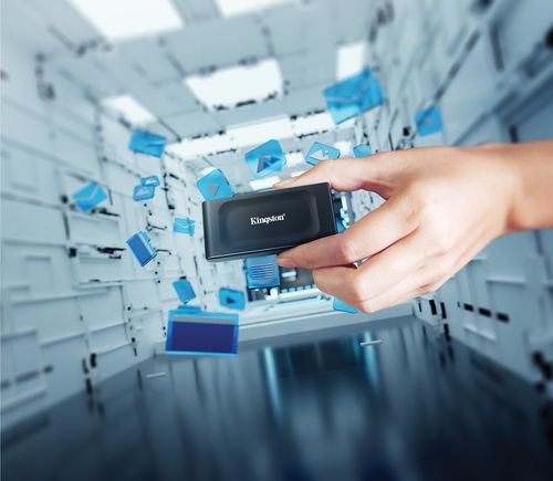 Dysk zewnętrzny SSD Kingston XS1000 2TB USB-C 3.2 Gen 2x2 SXS1000/2000G na Arena.pl