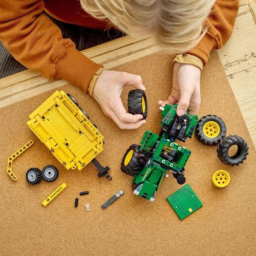 LEGO TECHNIC 42136 TRAKTOR JOHN DEERE 9620R 4WD ZESTAW KLOCKÓW 390 EL 8+ na Arena.pl