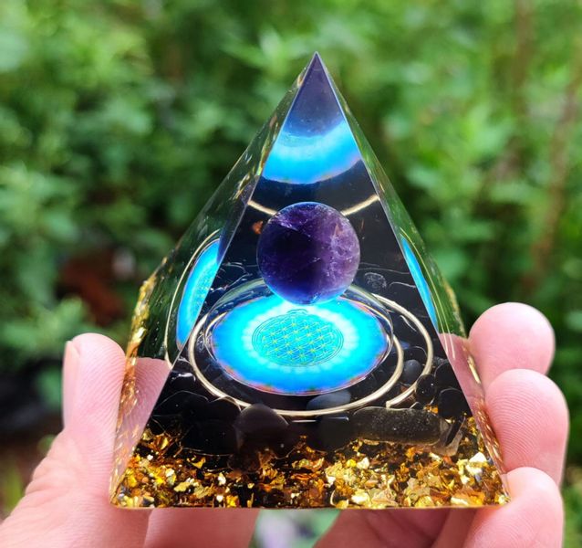 Piramida ORGONIT +LED Lampka PODSTAWA 5cm KRYSZTAŁ KAMIENIE AMULET 5cm HX09 zdjęcie 4