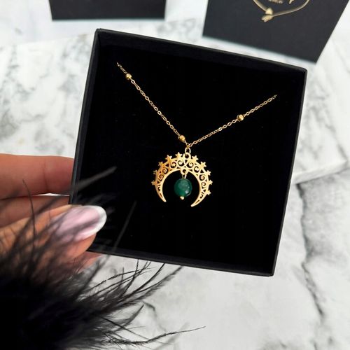 Naszyjnik z ażurowym księżycem i jadeitem zielonym stal pozłacana prezent na Arena.pl