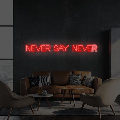 Napis LED Never Say Never na Arena.pl
