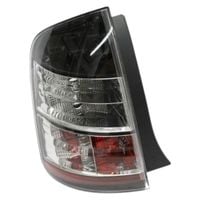 LAMPA TYLNA LEWA TOYOTA PRIUS II 2003 2004 2005 2006 2007 2008 2009
