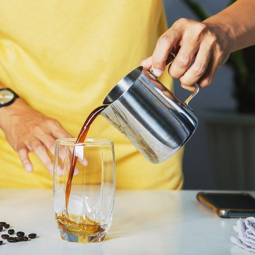 Mlecznik Stalowy Dzbanek Dzbanuszek na Mleko do Spieniania Miarka 580 ml na Arena.pl