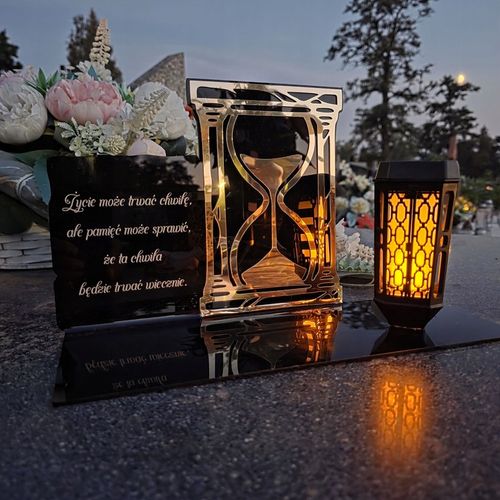 SOLARNY ZNICZ Led Statuetka NA CMENTARZ GRÓB DUŻA Lampka Led z Grawerem na Arena.pl