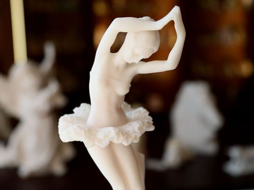 Baletnica - alabaster grecki na Arena.pl