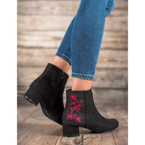 Botki Z Aplikacją r.40 na Arena.pl