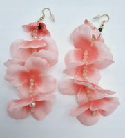 Długie kolczyki wiszące kwiaty jasny różowy 11cm