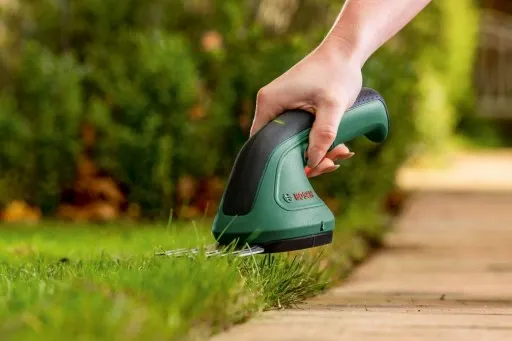 NOŻYCE EASYSHEAR BOSCH + 2 NOŻE do trawy i krzewów zdjęcie 5
