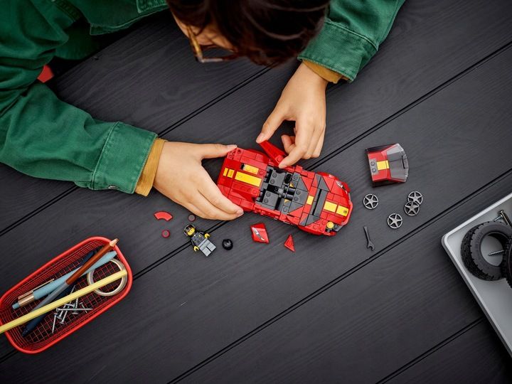 LEGO SPEED CHAMPIONS Ferrari 812 Competizion 76914 zdjęcie 5