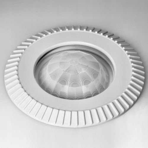 PLAFON LED LAMPA SUFITOWA CZUJNIK RUCHU ZMIERZCHU + 2x ŻARÓWKA E27 LED na Arena.pl