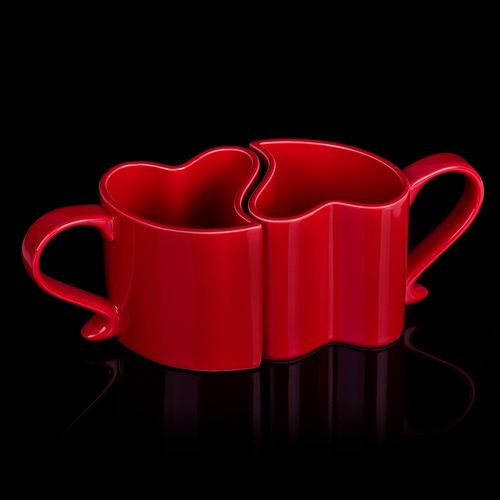 Zakochane Kubeczki - Czerwony na Arena.pl