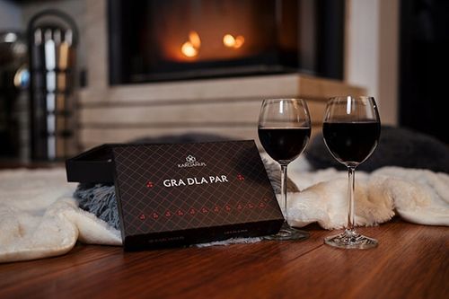 GRA KARCIANA DLA PAR - Ekskluzywne karty z pytaniami, Walentynki 2025 na Arena.pl