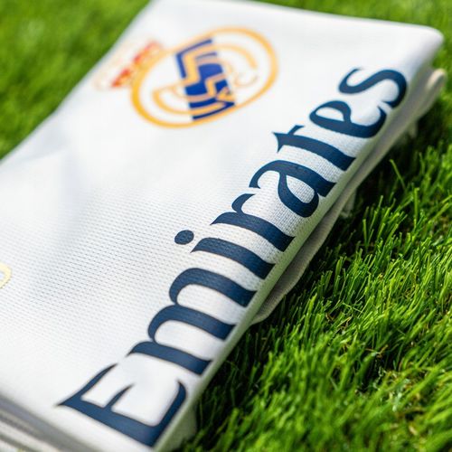 Real Strój Piłkarski z własnym nadrukiem Strój Piłkarski na Arena.pl