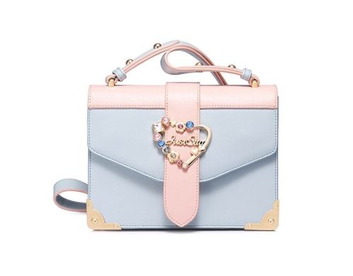 Modna czerwona listonoszka na Arena.pl