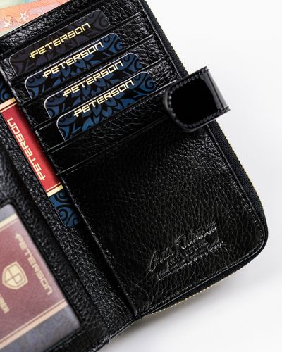 lakierowany portfel damski na karty - peterson na Arena.pl