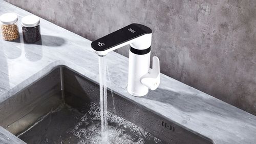 Przepływowy podgrzewacz wody kran Teesa bateria stojąca wyświetlacz LED na Arena.pl