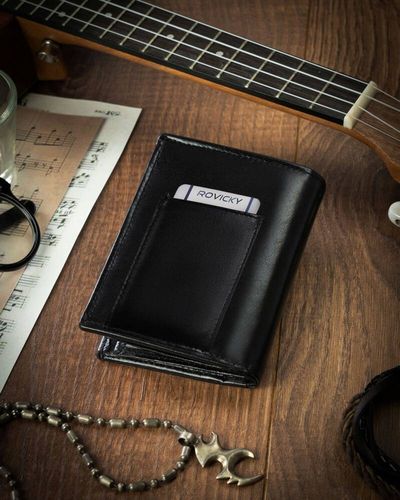 Duzy skorzany portfel meski z systemem RFID na Arena.pl