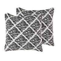 Zestaw 2 poduszek dekoracyjnych geometryczny wzór 45 x 45 cm czarno-biały HAZRO