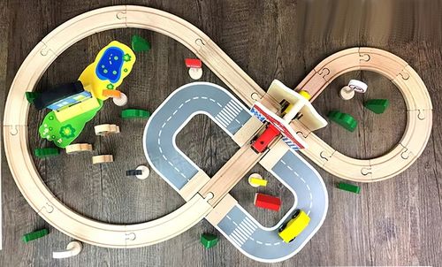 DREWNIANA KOLEJKA TOR WAGONY POCIĄG Budynki Ciuchcia Lokomotywa Zestaw na Arena.pl