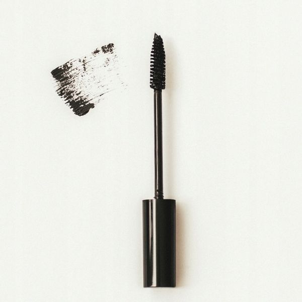 TUSZ DO RZĘS ze szczoteczką olej rycynowy WYDŁUŻAJĄCY czarny NUTRIDOME zdjęcie 2