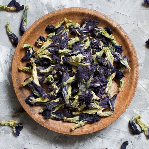 Klitoria ternateńska HERBATKA NIEBIESKA Butterfly Tea CAŁE DUŻE KWIATY 50g na Arena.pl