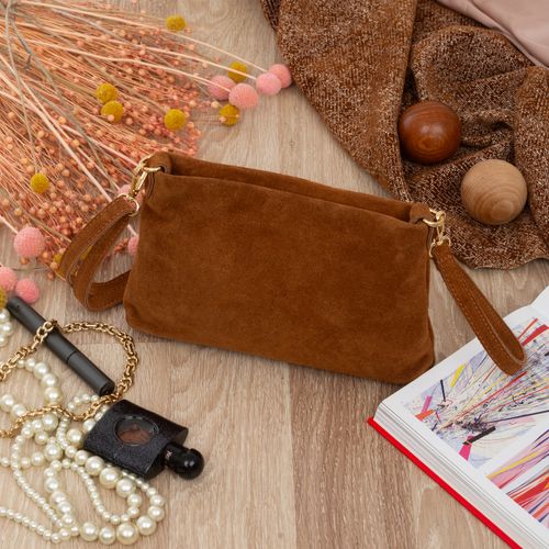 VERA PELLE torebka damska zamszowa listonoszka z paskiem V687 brązowa na Arena.pl