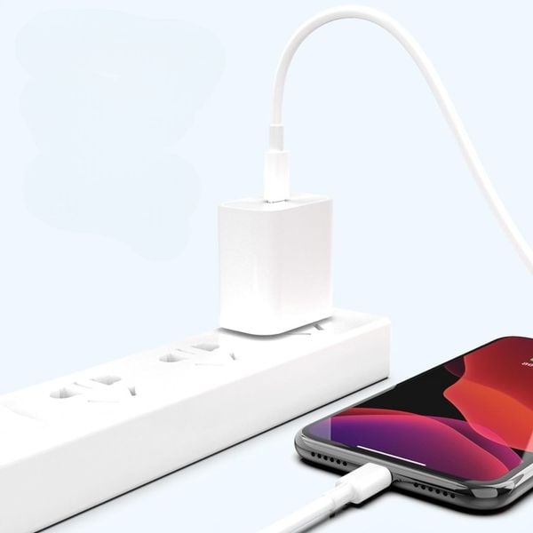 SZYBKA ŁADOWARKA DO IPHONE KOSTKA 20W + KABEL 1M / USB-C - IPHONE LIGHTING zdjęcie 4