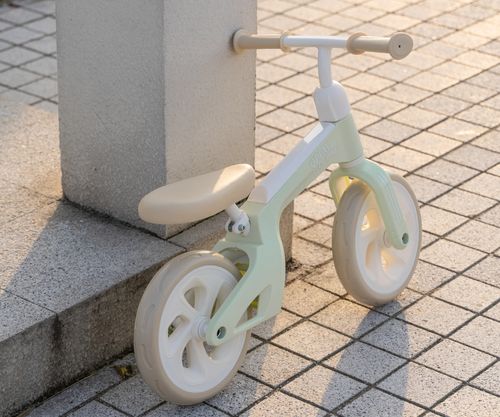 MILLY MALLY 6281 Qplay Rowerek biegowy Tech Mint na Arena.pl