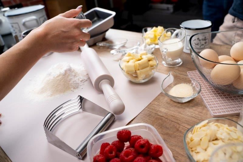 Stolnica mata silikonowa 60X40 cm PRACTICO szara zdjęcie 3