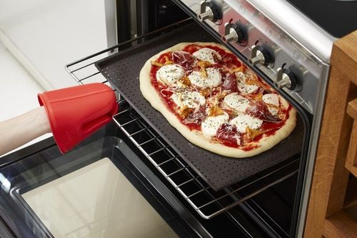 Mata do pizzy perforowana Lekue na Arena.pl