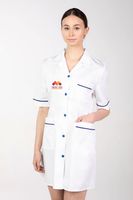 Fartuch prosty medyczny damski na guziki z HAFTOWANYM TWOIM LOGO 10 sztuk