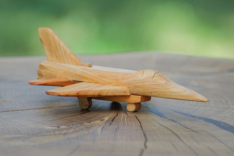 Samolot z drewna F-16, dł. 16 cm zdjęcie 8