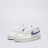 NIKE AIR FORCE 1 LV8 r.35