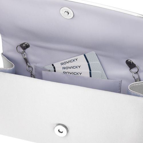 kopertówka damska wykonana w srebrnym kolorze, zawieszona na srebrnym na Arena.pl