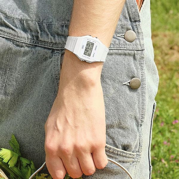 Zegarek CASIO F-91WB -7AEF zdjęcie 2