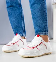 Białe sneakersy z czerwonymi wstawkami Nettie 38