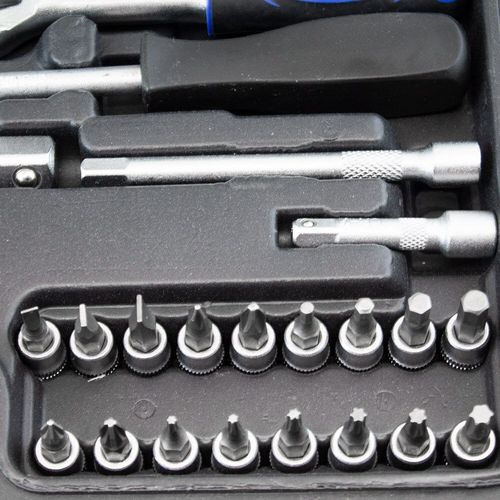 Zestaw narzędzi 82 elementy na Arena.pl