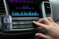 TRANSMITER SAMOCHODOWY BLUETOOTH AUDIO FM MP3 BT SZYBKA ŁADOWARKA USB QC3.0