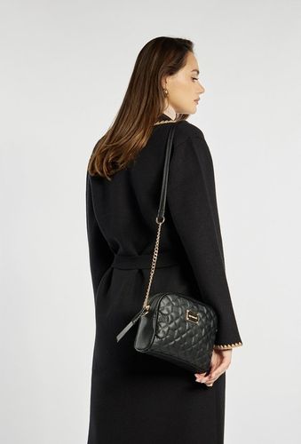 Pikowana Torebka Na Ramię Listonoszka Monnari Z Łańcuszkiem Logo Czarna na Arena.pl