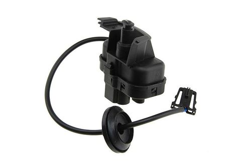 SIŁOWNIK KLAPKI WLEWU PALIWA VW GOLF V 2007 2008 2009 na Arena.pl