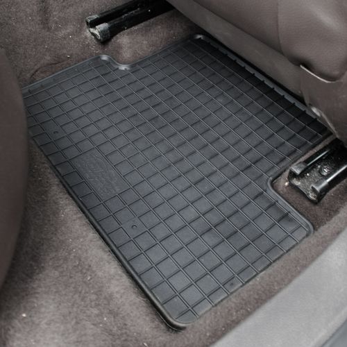 Dywaniki dedykowane do Chevrolet Cruze TUNEL na Arena.pl