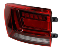 Volkswagen Touareg 18- Lampa tylna LED lewa