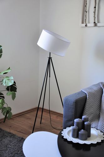 Duża lampa stojąca MALMO tripod na Arena.pl