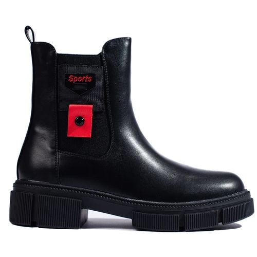 Czarne sztyblety na platformie r.38 na Arena.pl