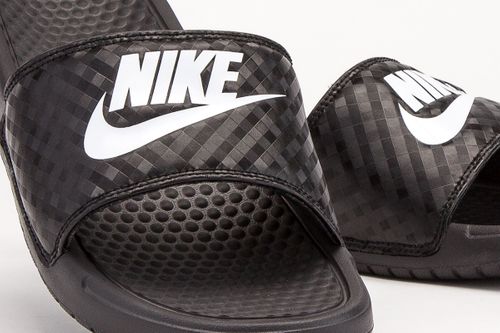 NIKE BENASSI > 343881-011 - R. 42 na Arena.pl