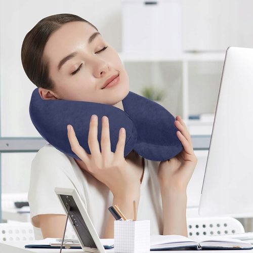 Poduszka Podróżna Turystyczna do Samolotu Zagłówek pod Głowę do Auta na Arena.pl